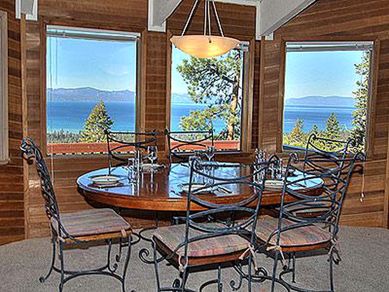 Spectacular Vacation Rental with Steam Room in Lake Tahoe, California