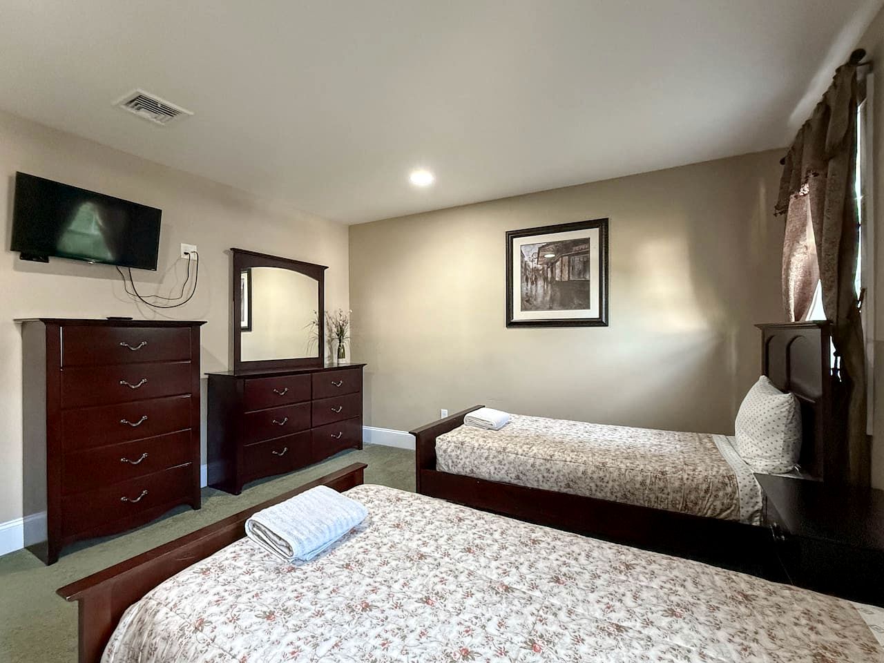 Spacious Vacation Home with Game Room & Hot Tub near Downtown North Conway, New Hampshire