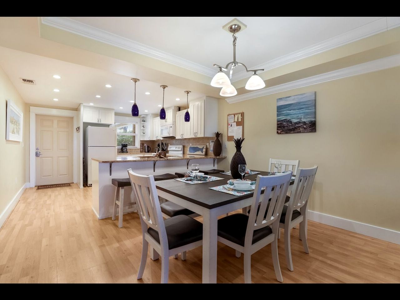 Beachfront Getaway with Stunning Ocean Views and Private Balcony on Anna Maria Island, Florida