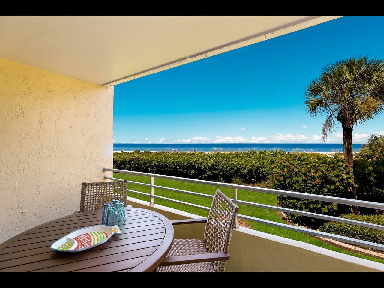 Beachfront Getaway with Stunning Ocean Views and Private Balcony on Anna Maria Island, Florida