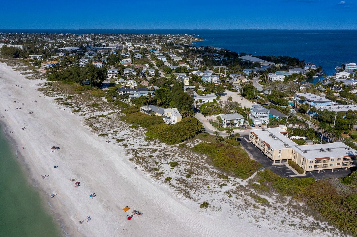 Beachfront Getaway with Stunning Ocean Views and Private Balcony on Anna Maria Island, Florida