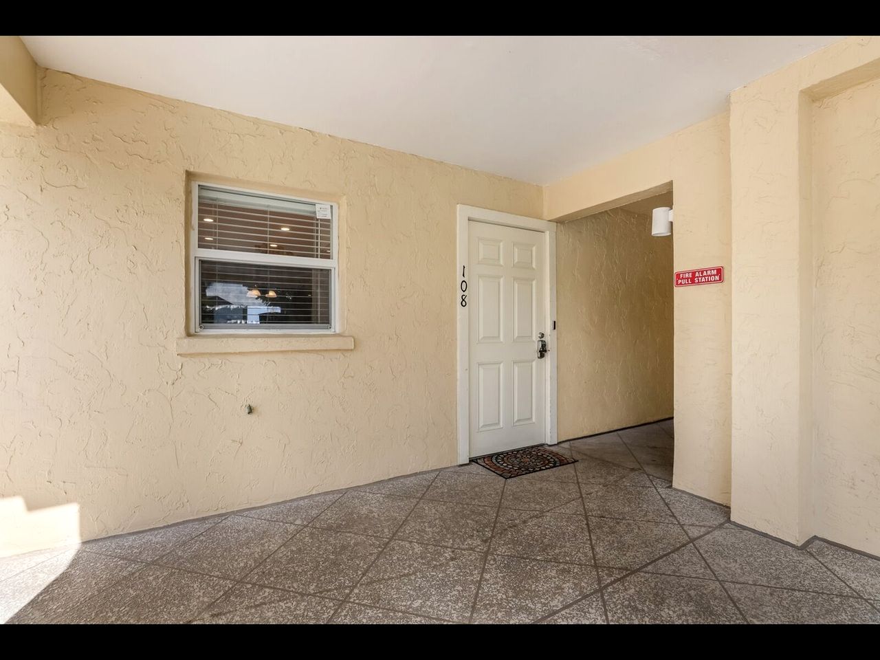 Beachfront Getaway with Stunning Ocean Views and Private Balcony on Anna Maria Island, Florida
