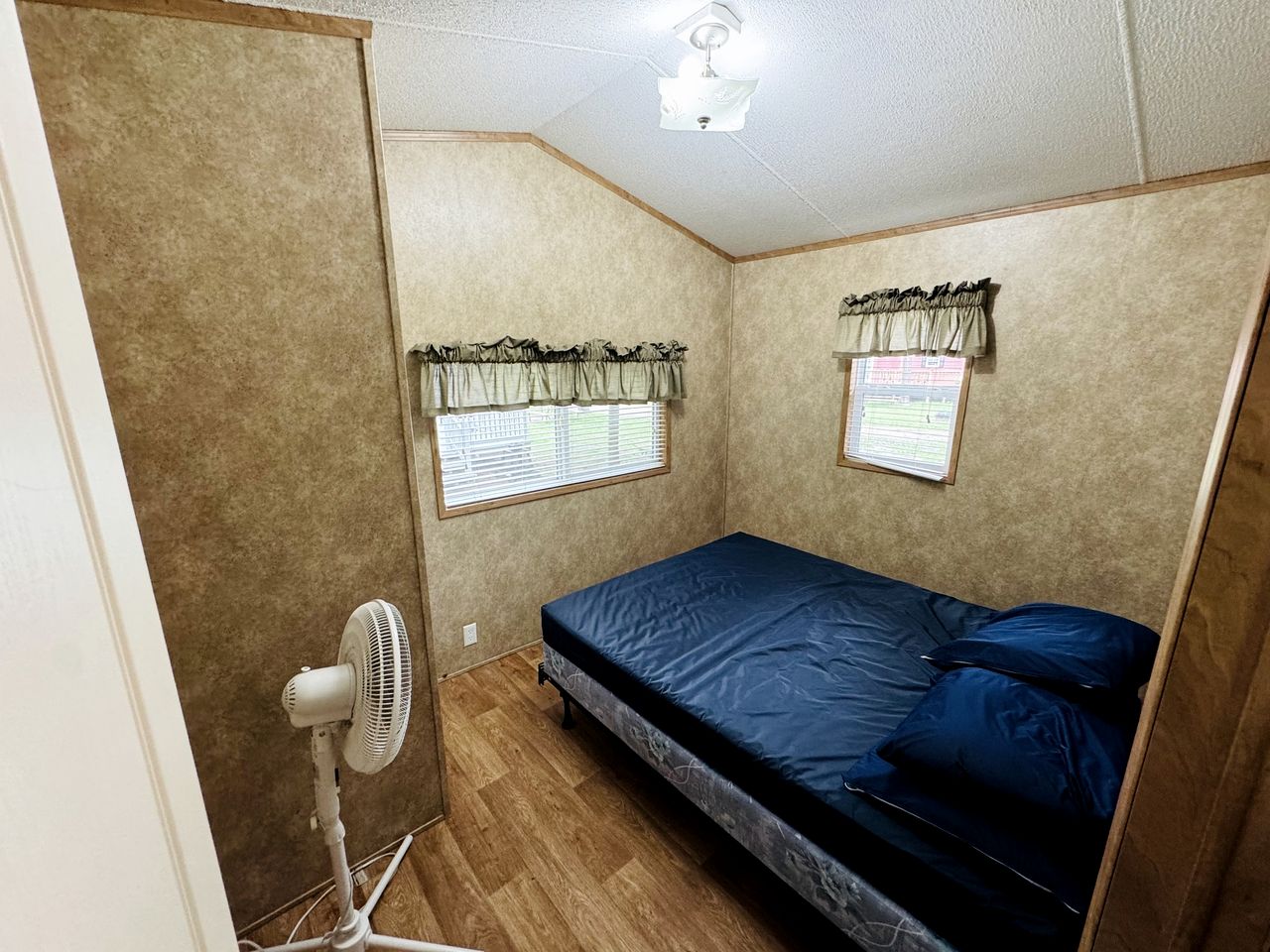 Quaint Cozy Cabin Well Equipped in Wisconsin Dells
