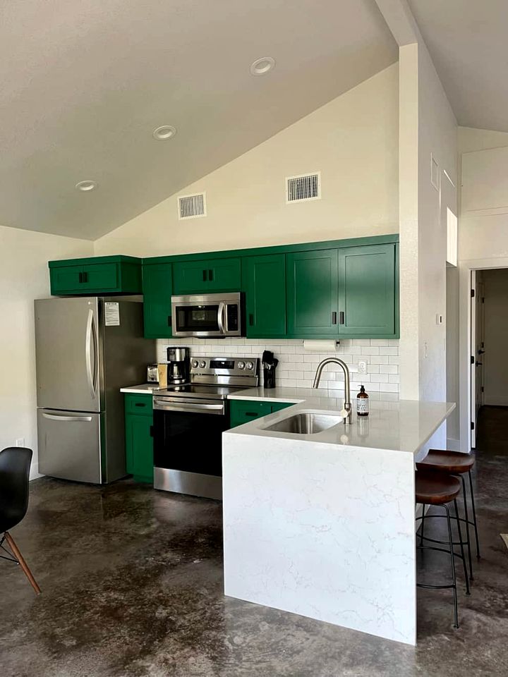 Luxury Cabin for Four for Texas Glamping Retreat