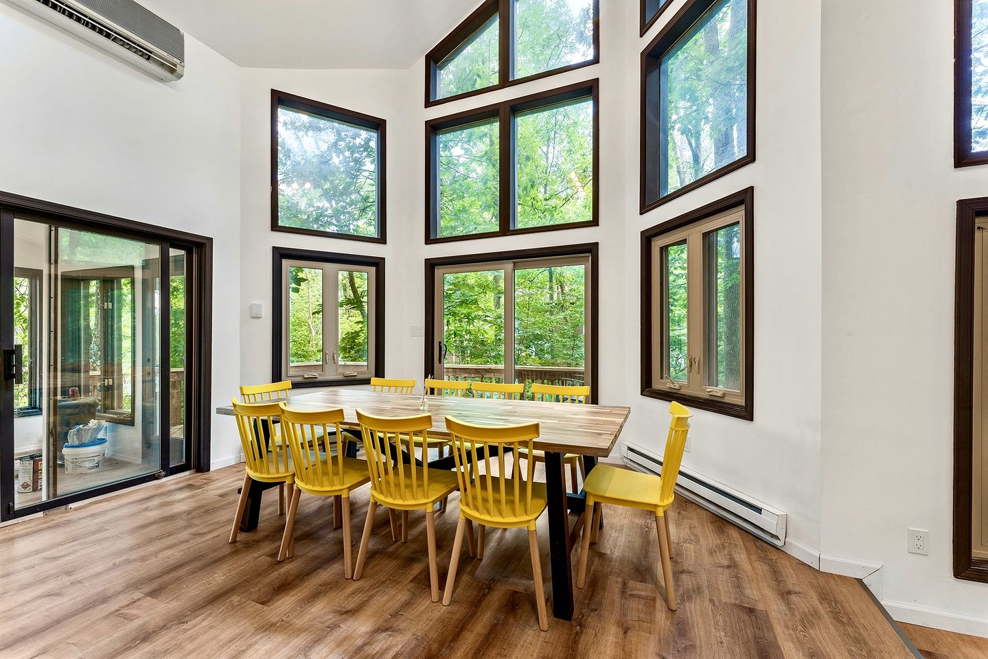 Incredible Waterfront Cabin with Game Room and Hot Tub in East Stroudsburg, Pennsylvania