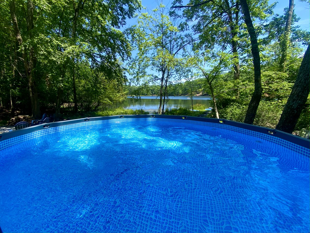 Incredible Waterfront Cabin with Game Room and Hot Tub in East Stroudsburg, Pennsylvania