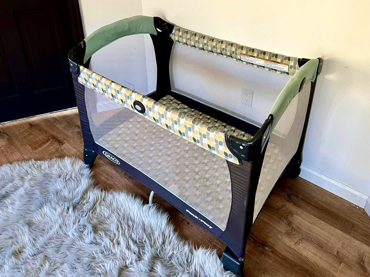 Incredible Waterfront Cabin with Game Room and Hot Tub in East Stroudsburg, Pennsylvania