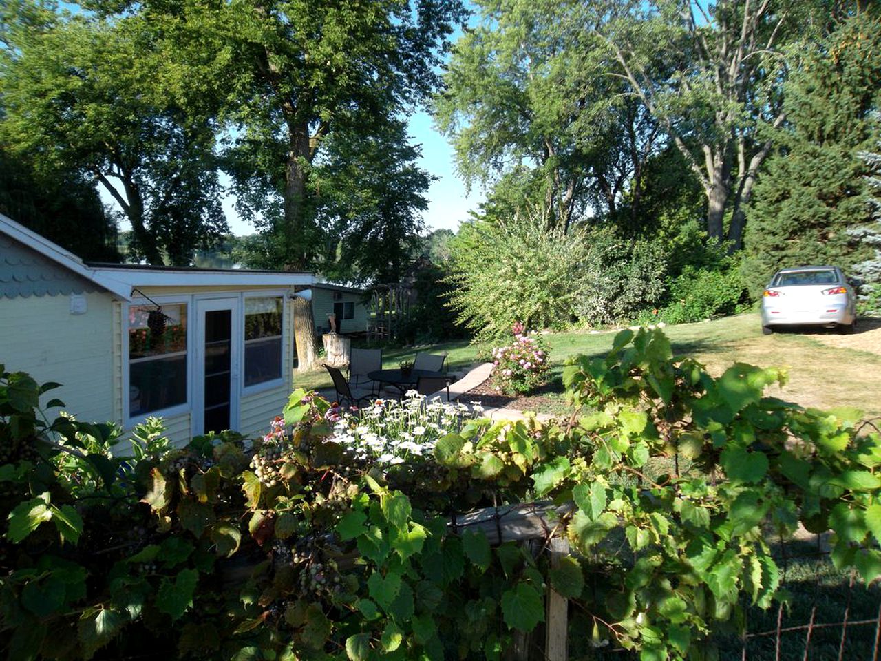 Cozy River Staycation with Wi-Fi near Milwaukee, Wisconsin