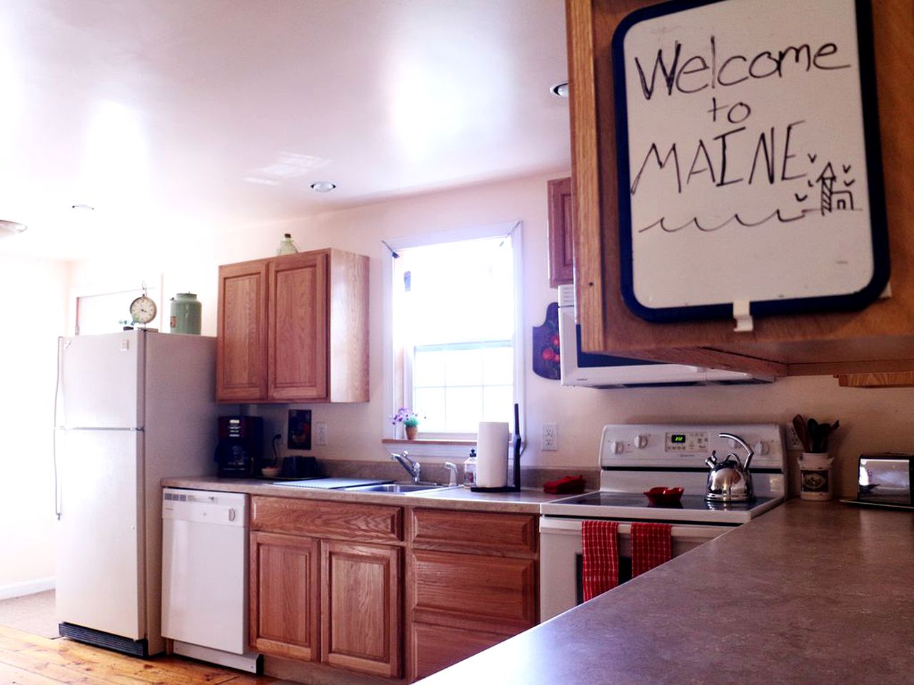 Spacious 24-Person Cottage Rental with Game Room near Sebago Lake, Maine