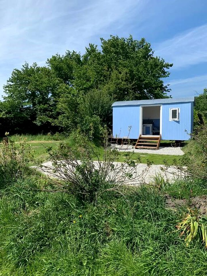 Peaceful Shepherd's Hut Rental in Pembrokeshire for Glamping in Wales