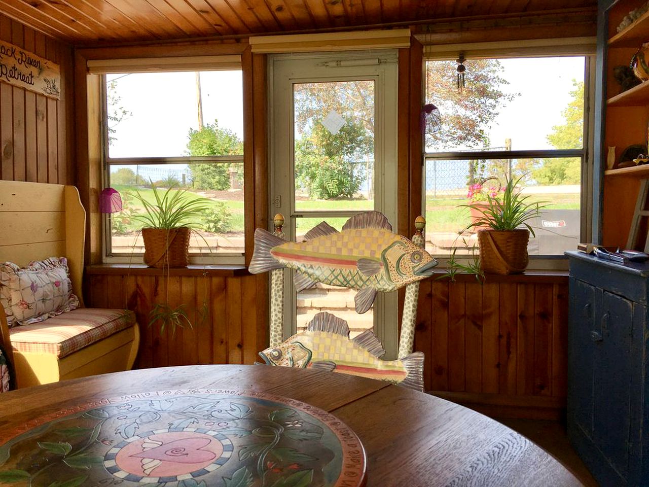Cozy River Staycation with Wi-Fi near Milwaukee, Wisconsin