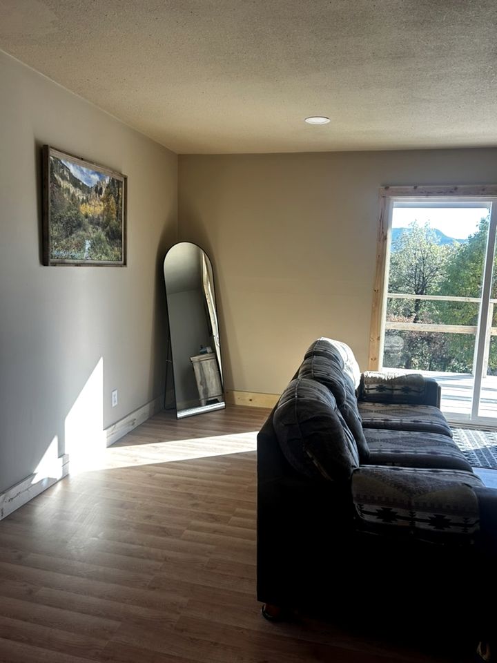 Spacious Cabin with Fire Pit, Perfect for a Family Getaway to Custer State Park