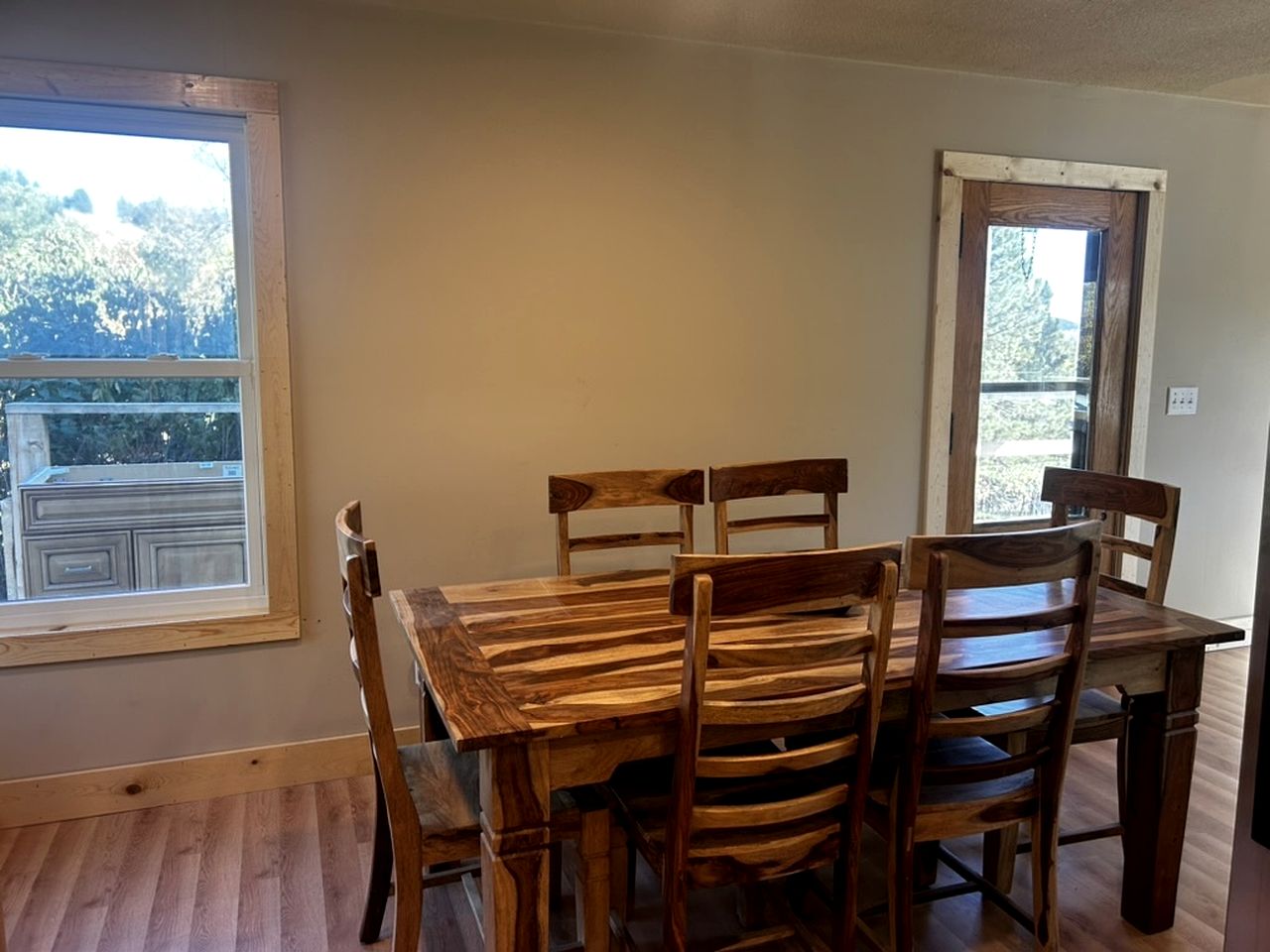 Spacious Cabin with Fire Pit, Perfect for a Family Getaway to Custer State Park