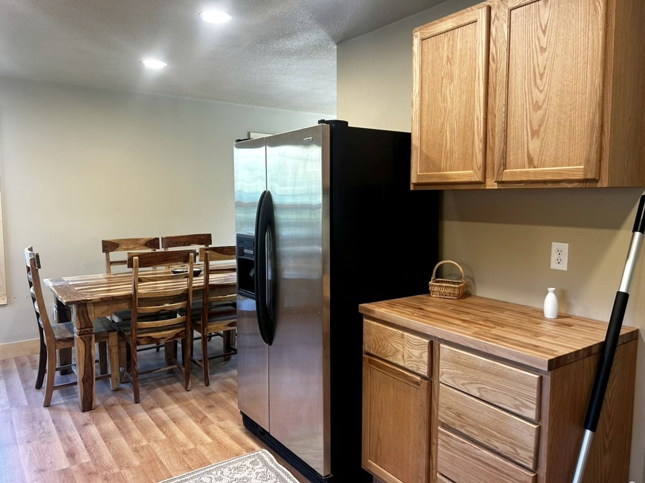 Spacious Cabin with Fire Pit, Perfect for a Family Getaway to Custer State Park