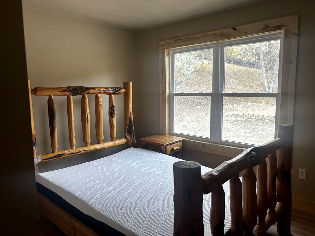 Spacious Cabin with Fire Pit, Perfect for a Family Getaway to Custer State Park