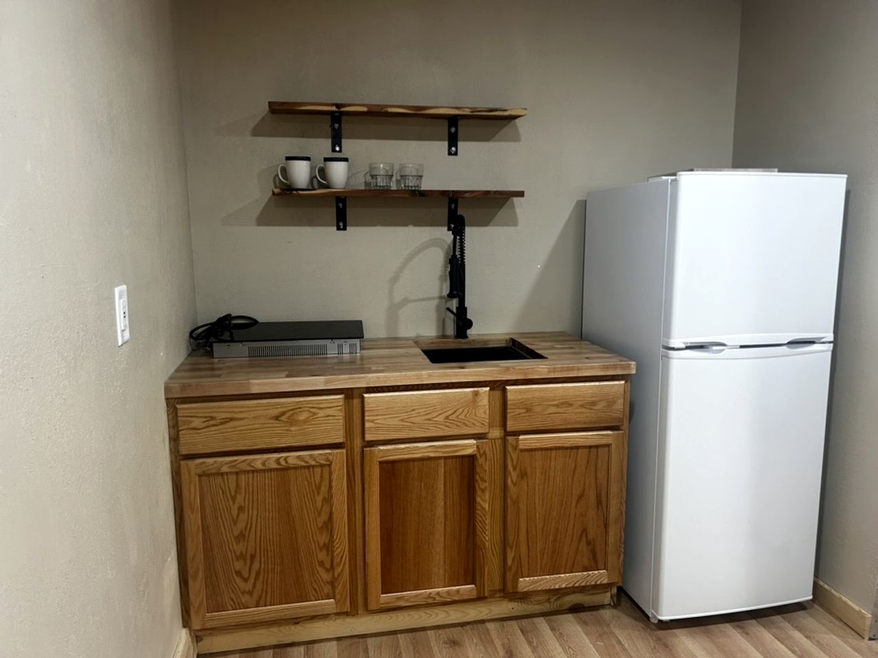 Spacious Cabin with Fire Pit, Perfect for a Family Getaway to Custer State Park