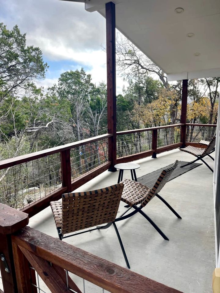 Luxury Cabin for Four for Texas Glamping Retreat