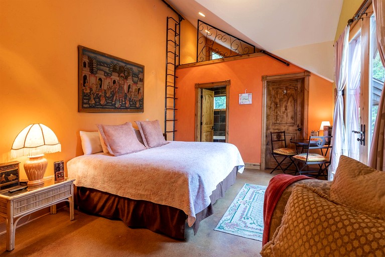 Nature-Inspired Retreat with Lush Forest Views in Sandpoint, Idaho | Nature Lodges (Sandpoint, Idaho, United States of America)