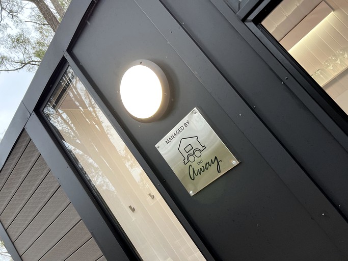 Tiny Houses (Australia, Jimboomba, Queensland)