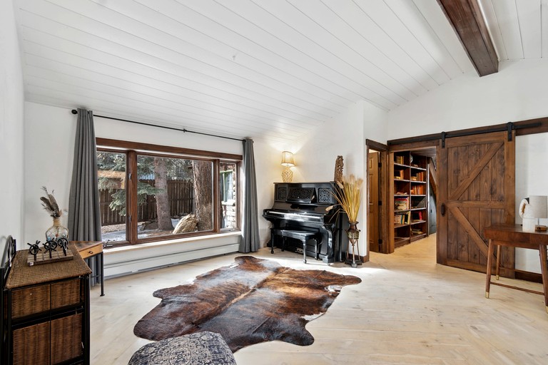 Cabins (United States of America, Allenspark, Colorado)