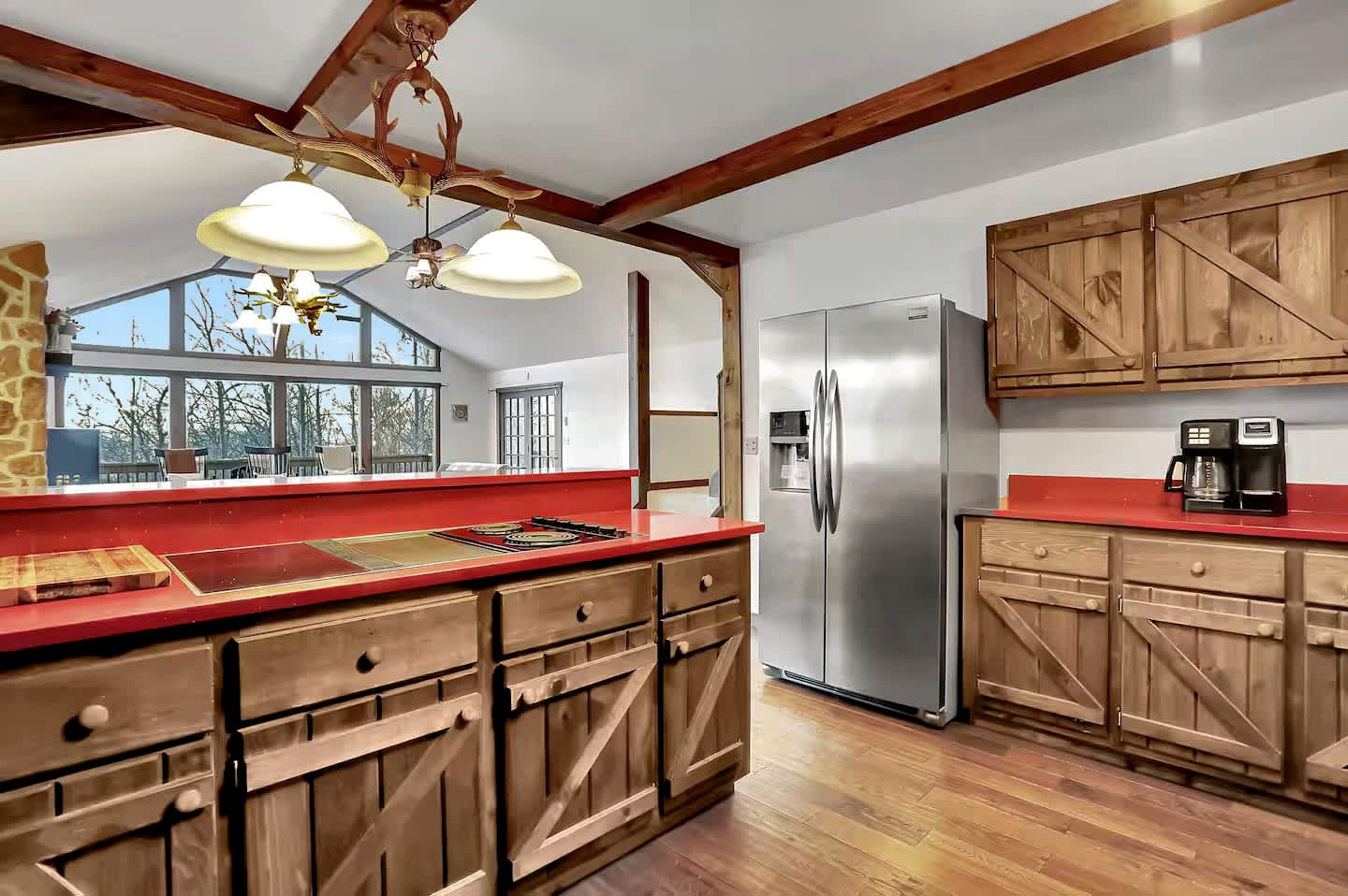 Pet Friendly Cabin for Large Groups in the Eastern Panhandle of West Virginia, Surrounded by Scenic Nature and Historic Attractions