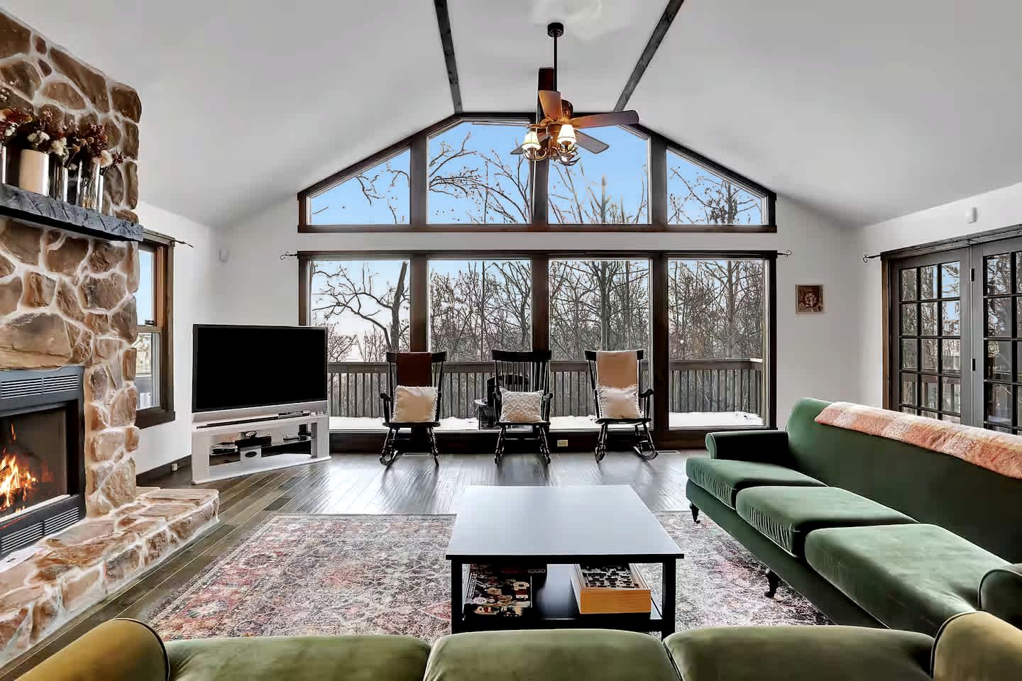 Pet Friendly Cabin for Large Groups in the Eastern Panhandle of West Virginia, Surrounded by Scenic Nature and Historic Attractions