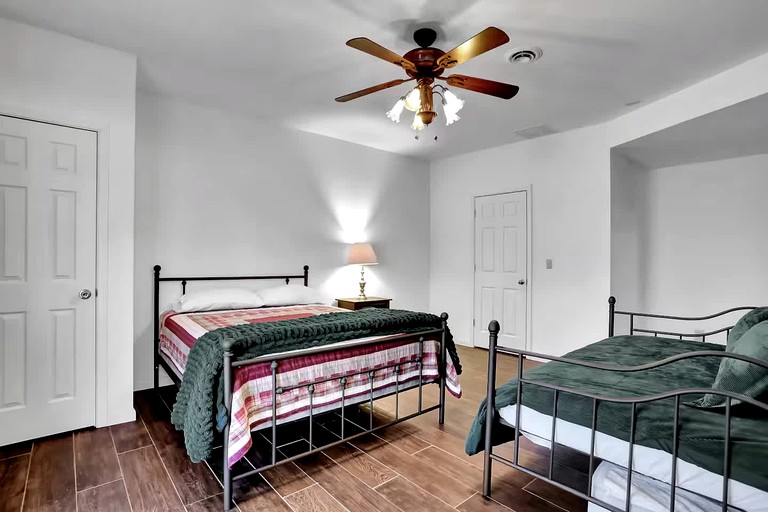 Vacation Rentals (United States of America, --, West Virginia)