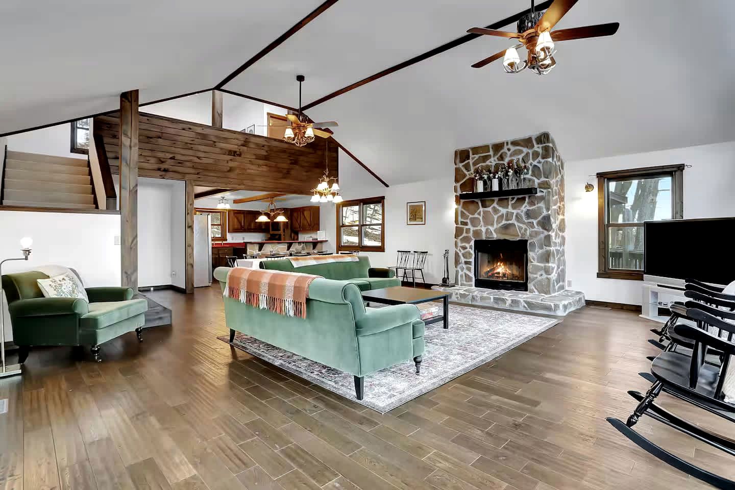 Pet Friendly Cabin for Large Groups in the Eastern Panhandle of West Virginia, Surrounded by Scenic Nature and Historic Attractions