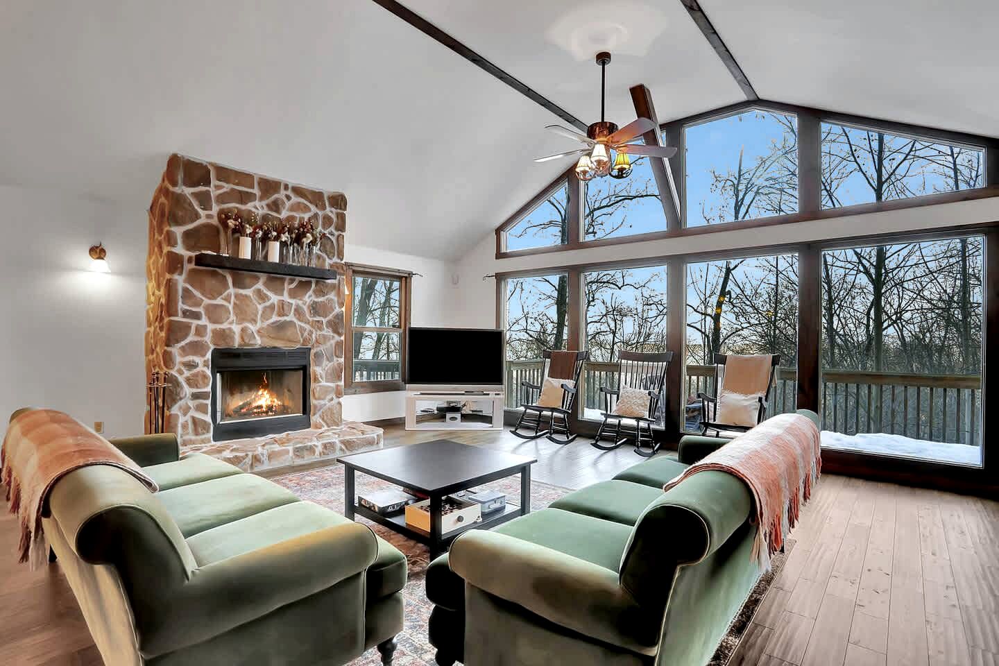 Pet Friendly Cabin for Large Groups in the Eastern Panhandle of West Virginia, Surrounded by Scenic Nature and Historic Attractions