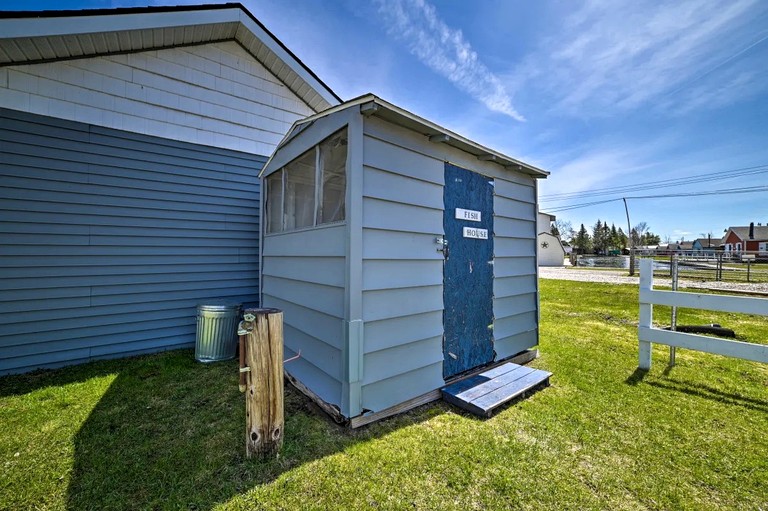 Cabins (United States of America, Houghton Lake, Michigan)