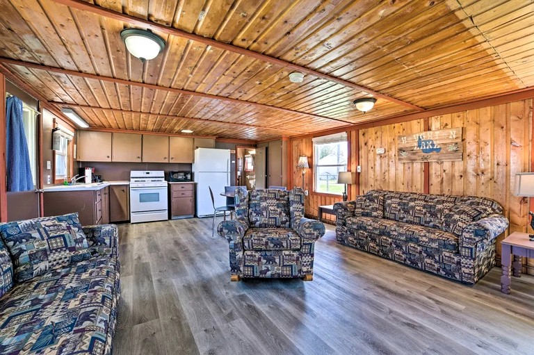 Cabins (United States of America, Houghton Lake, Michigan)
