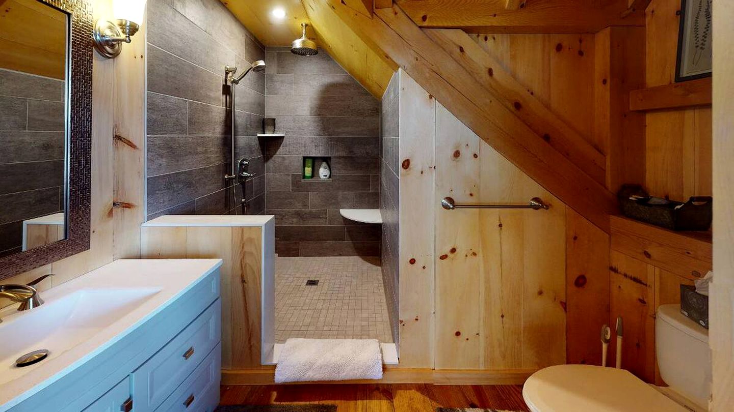 Waterfront Barn Accommodation Ideal for a Weekend Getaway from Philadelphia