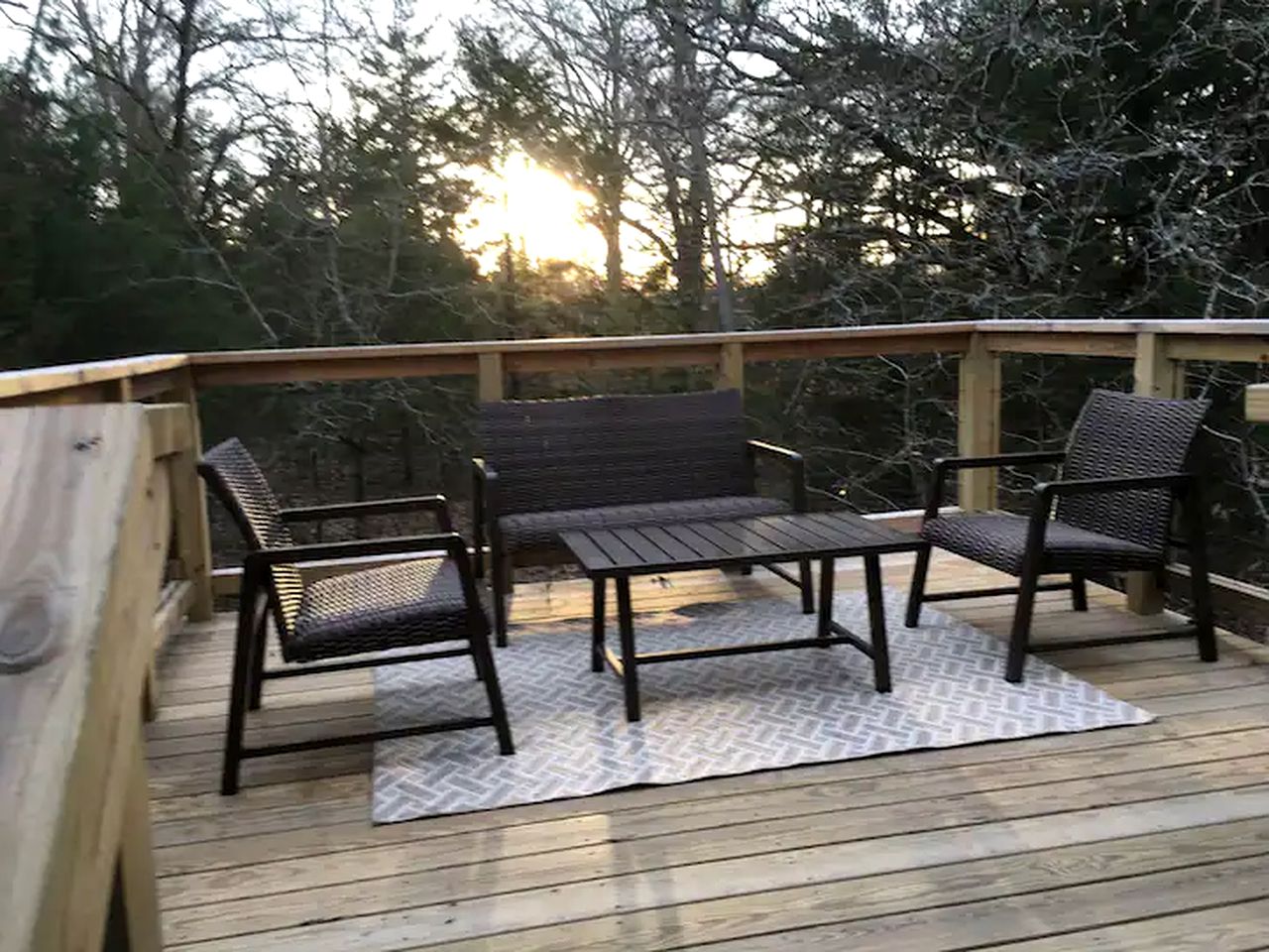 Luxury Tree House Rental in Lindale Ideal for Glamping in Texas