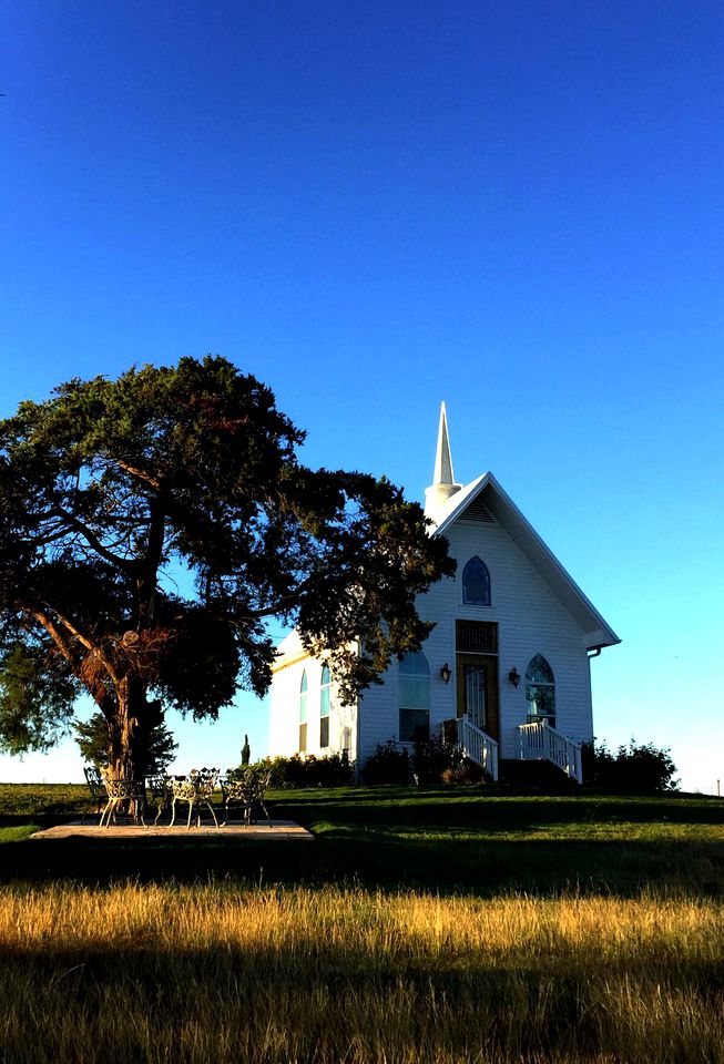 Beautiful Cottage Rental Perfect for Weekend Getaways from Houston near Round Top