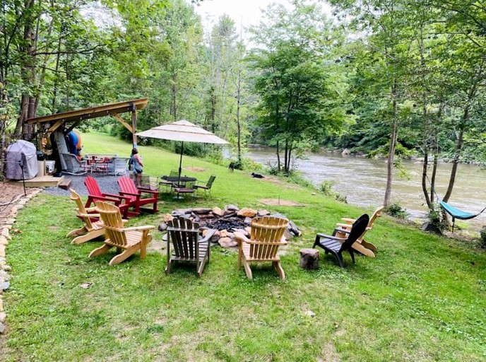 Riverfront Rental with Fire Pit Perfect for Group Glamping near Asheville, North Carolina | Bell Tents (Green Mountain, North Carolina, United States