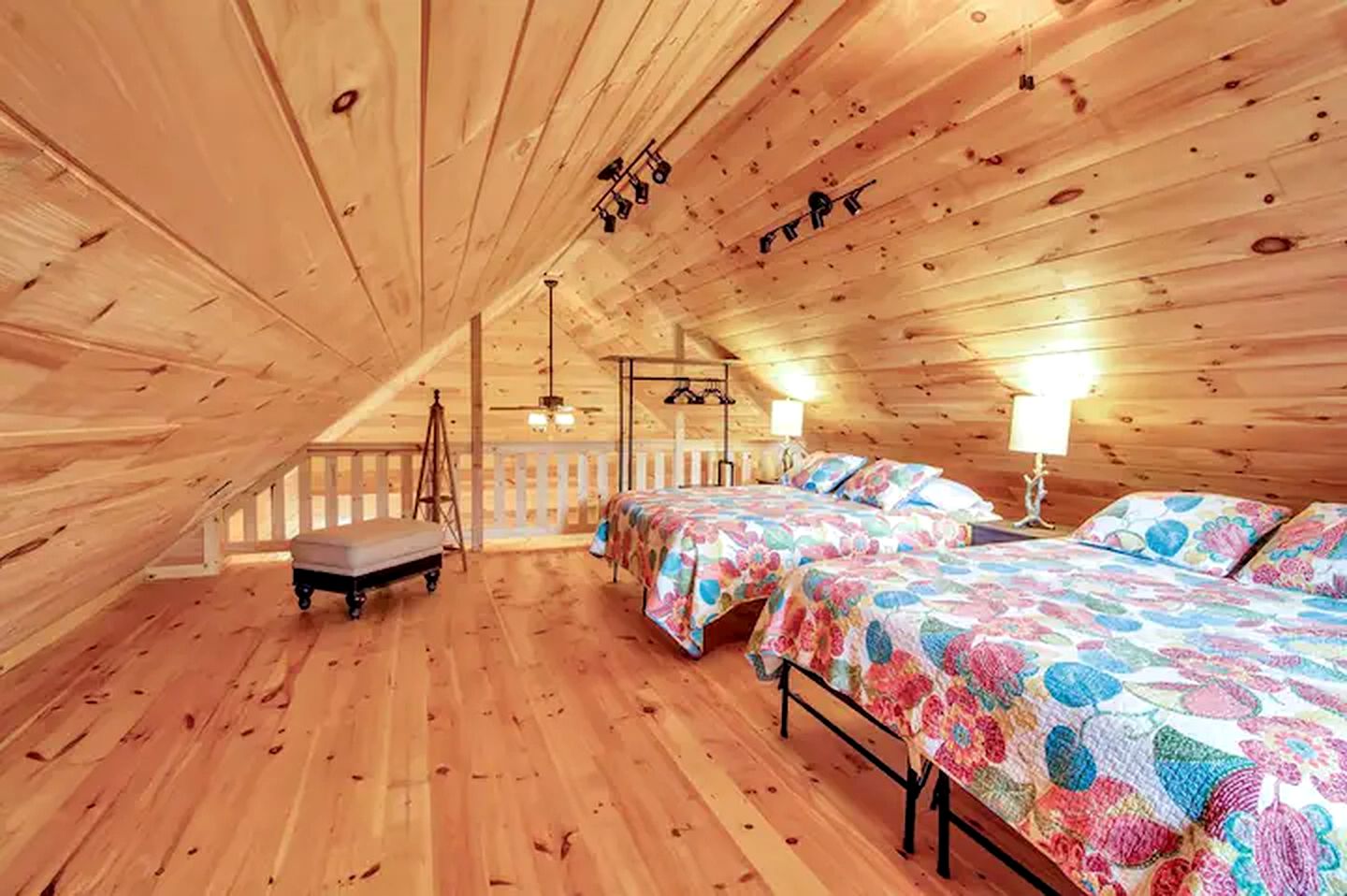 Tranquil Log Cabin Rental for a Relaxing Vacation in Upstate New York