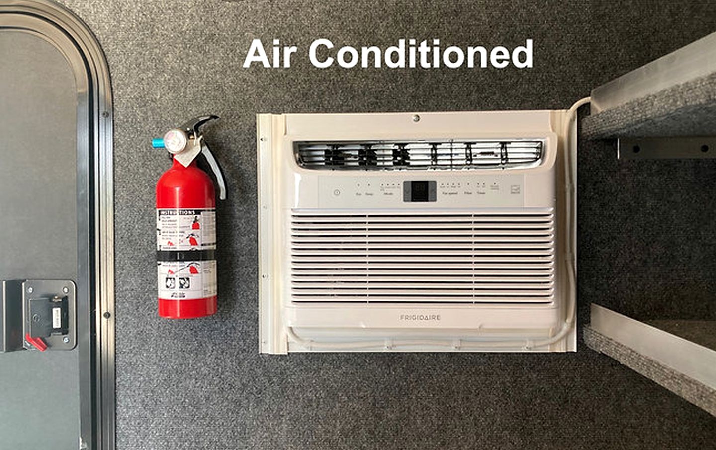 Peaceful Desert Glamping Trailer with Vineyard Views Near Death Valley National Park, California