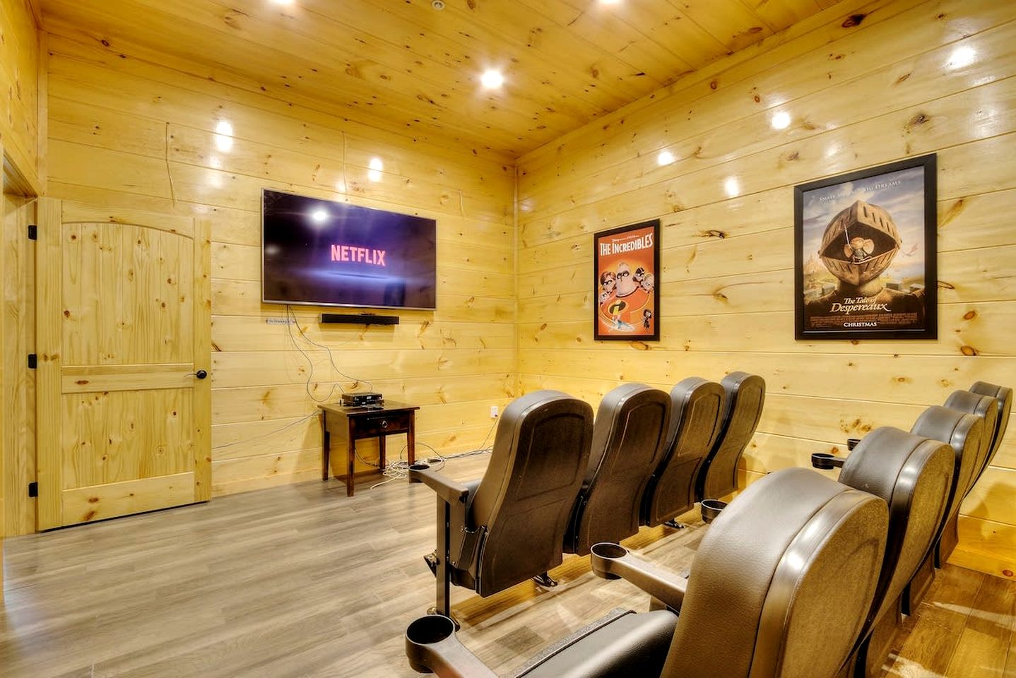 Luxury Gatlinburg Cabin with Theater & Game Room near Great Smoky Mountains National Park, TN