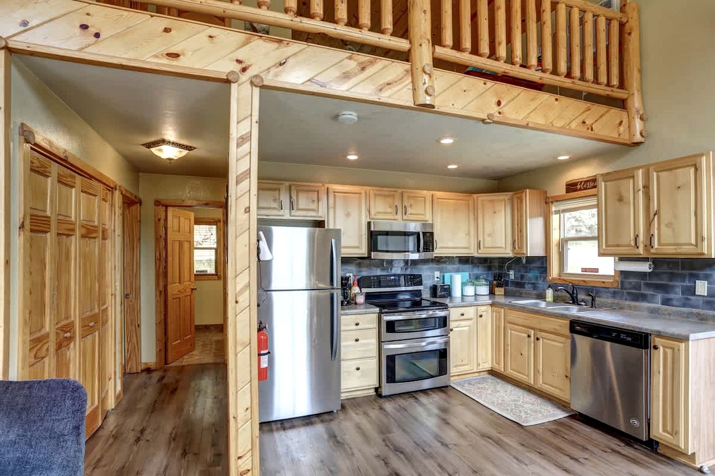 Lush Creekside Vacation Rental Haven near Mount Rushmore in South Dakota