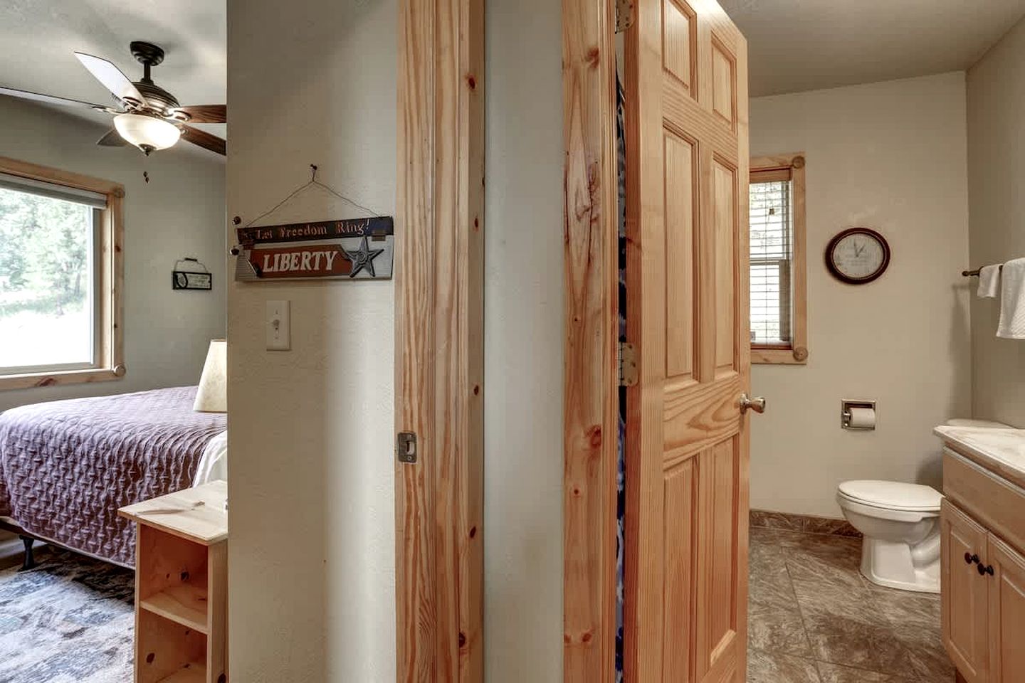 Lush Creekside Vacation Rental Haven near Mount Rushmore in South Dakota