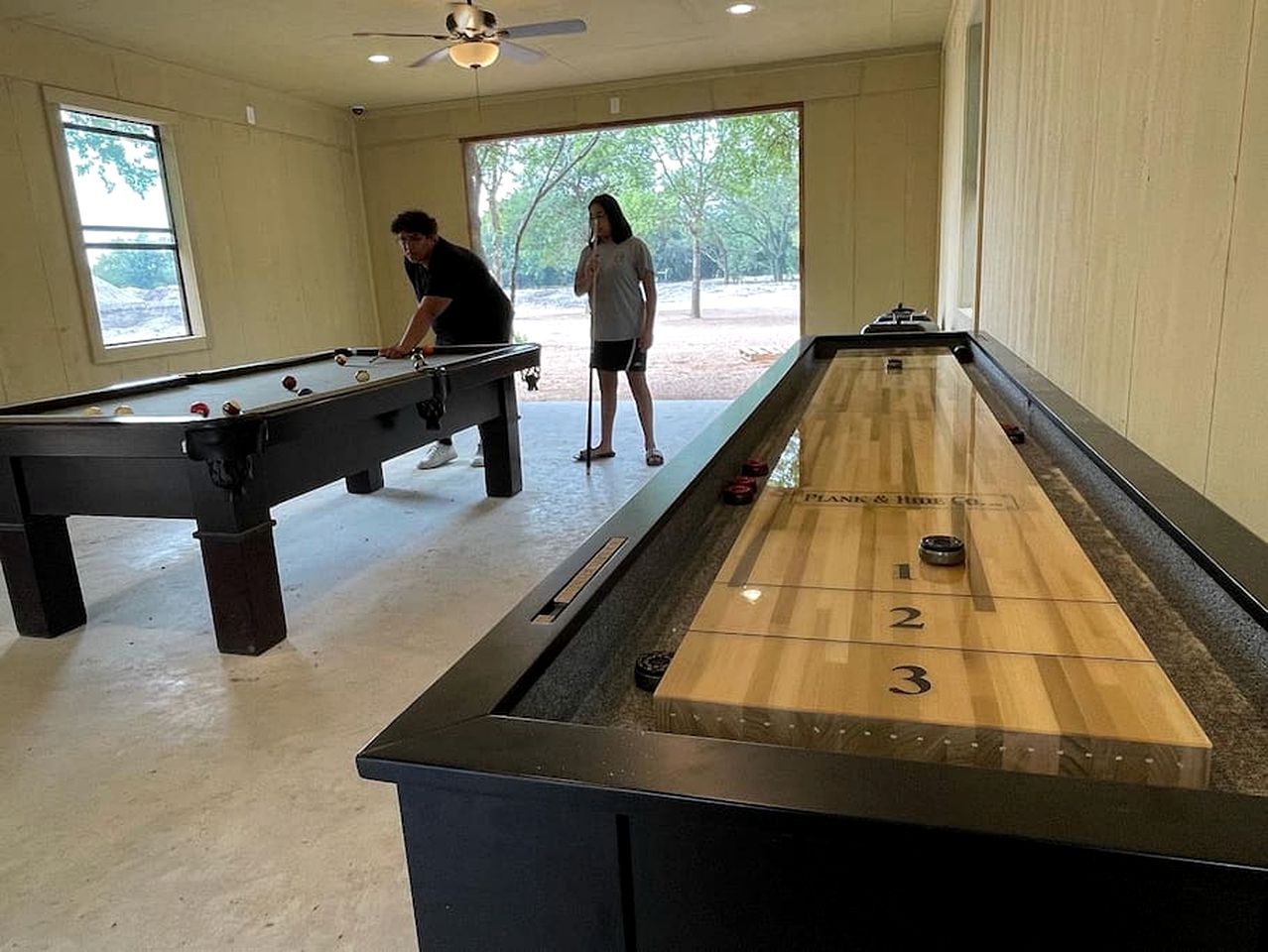 Exciting Glamping Getaway: Comfortable Tented Cabin on the Geronimo Creek in Seguin, Texas