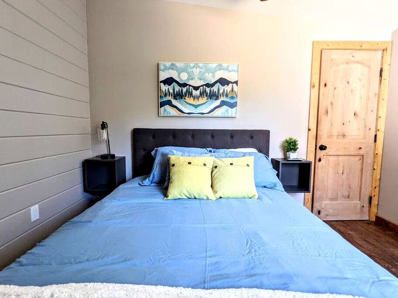 5 The Tipsy Turkey's Den-Cabin in Santa Ysabel, CA