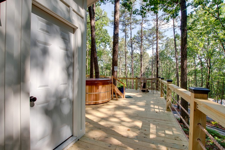 Tree Houses (United States of America, Scottsboro, Alabama)