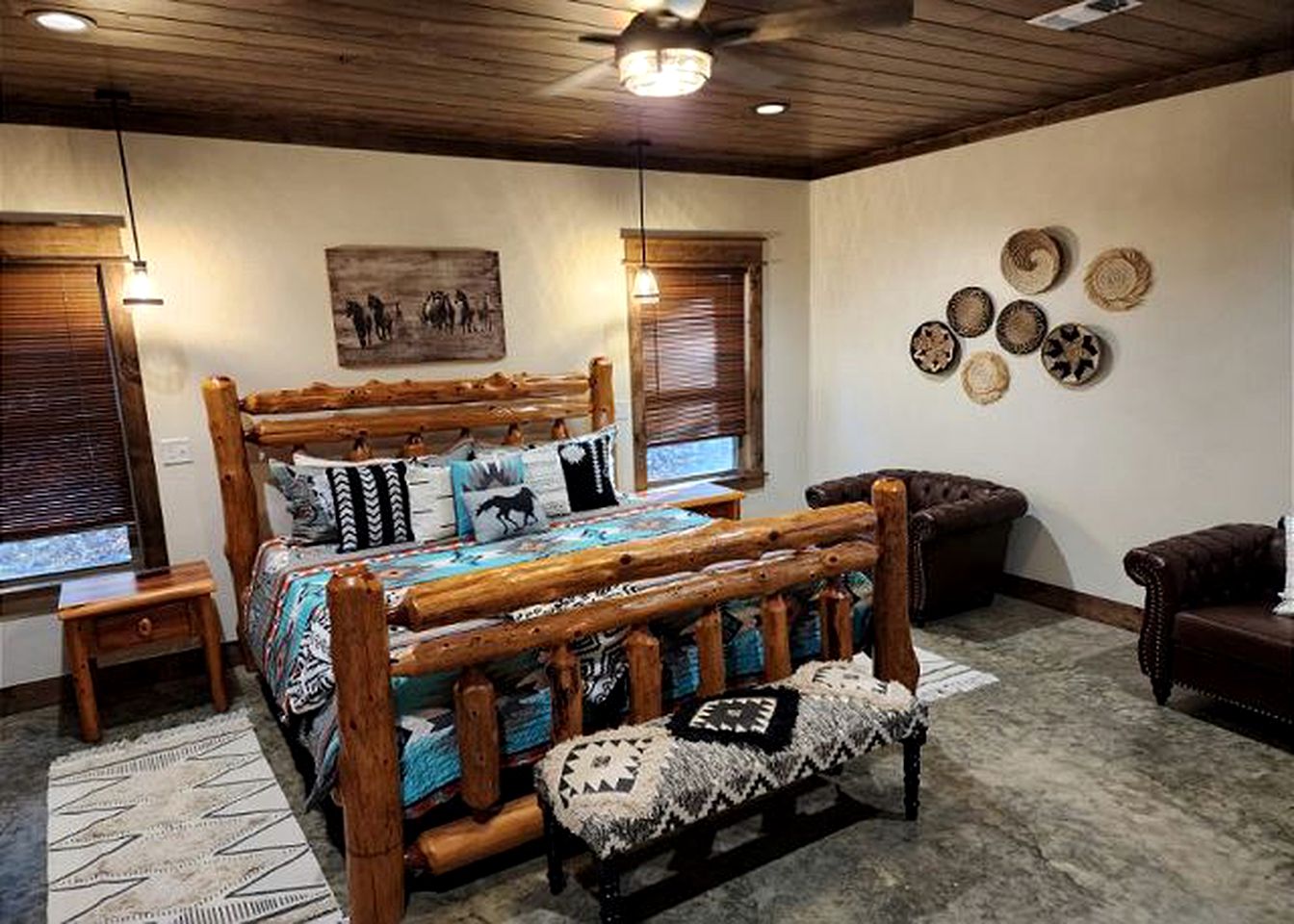 Ouachita Mountains Glamping Getaway: Cozy Pet-Friendly Cabin in Hochatown, Oklahoma, near Broken Bow Lake