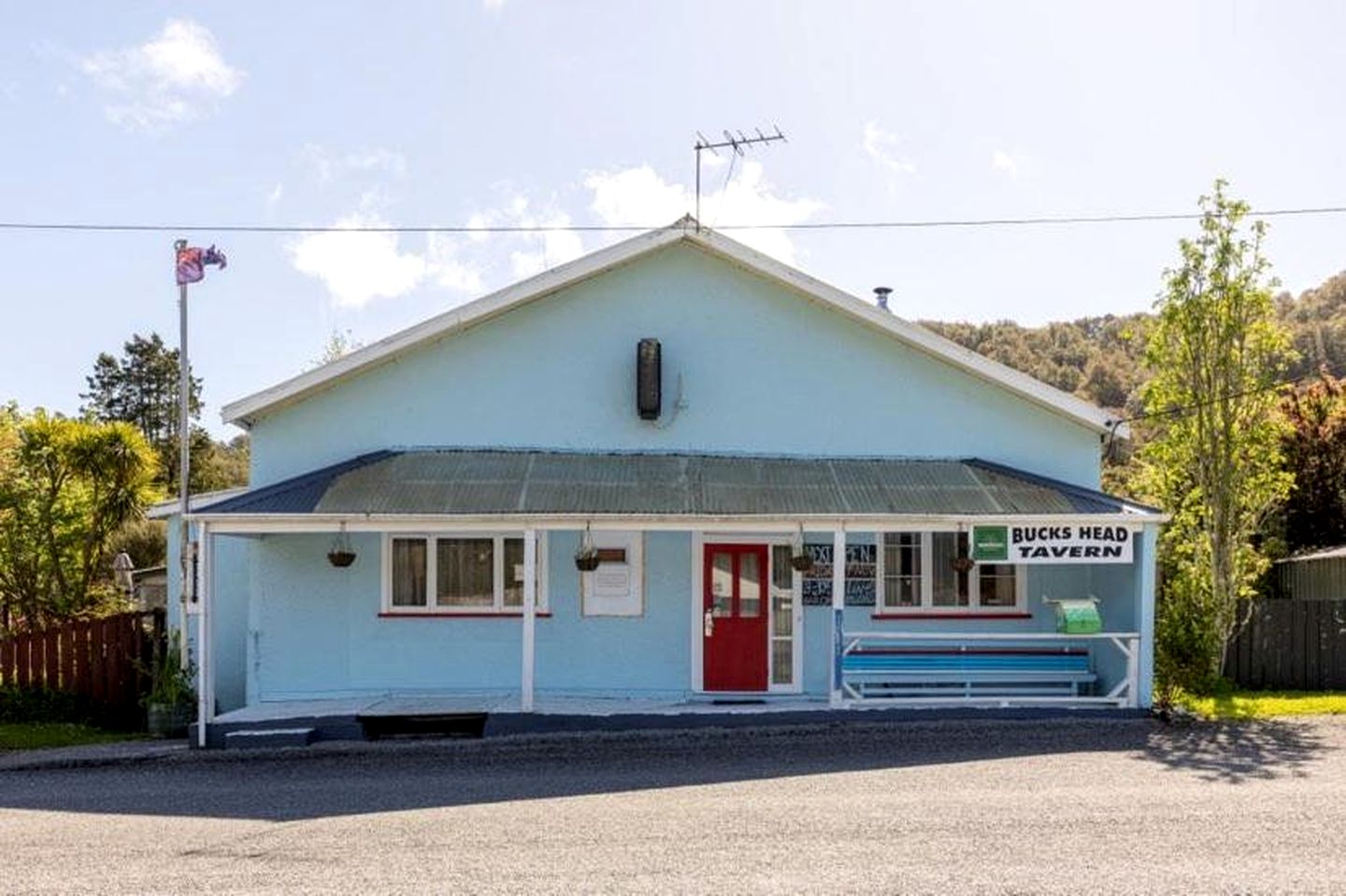 Room for Three in a Holiday Lodge near Greymouth, New Zealand