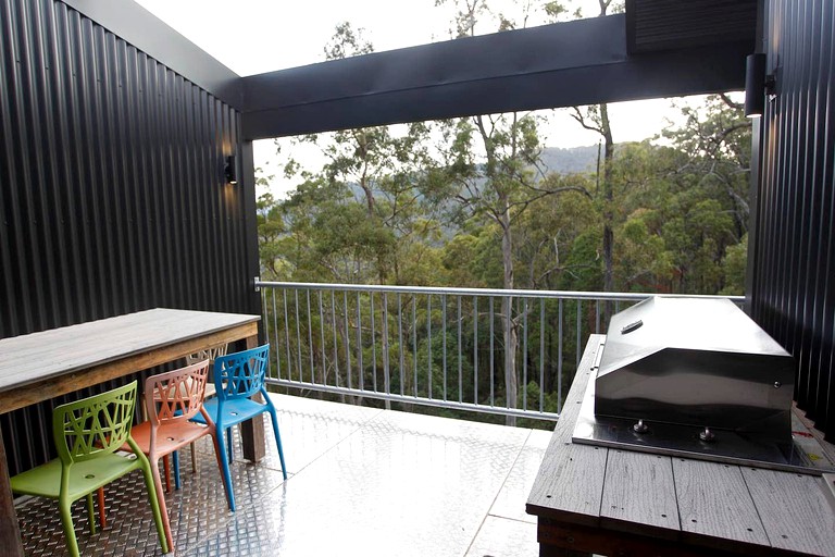 Tree Houses (Gold Coast, Queensland, Australia)