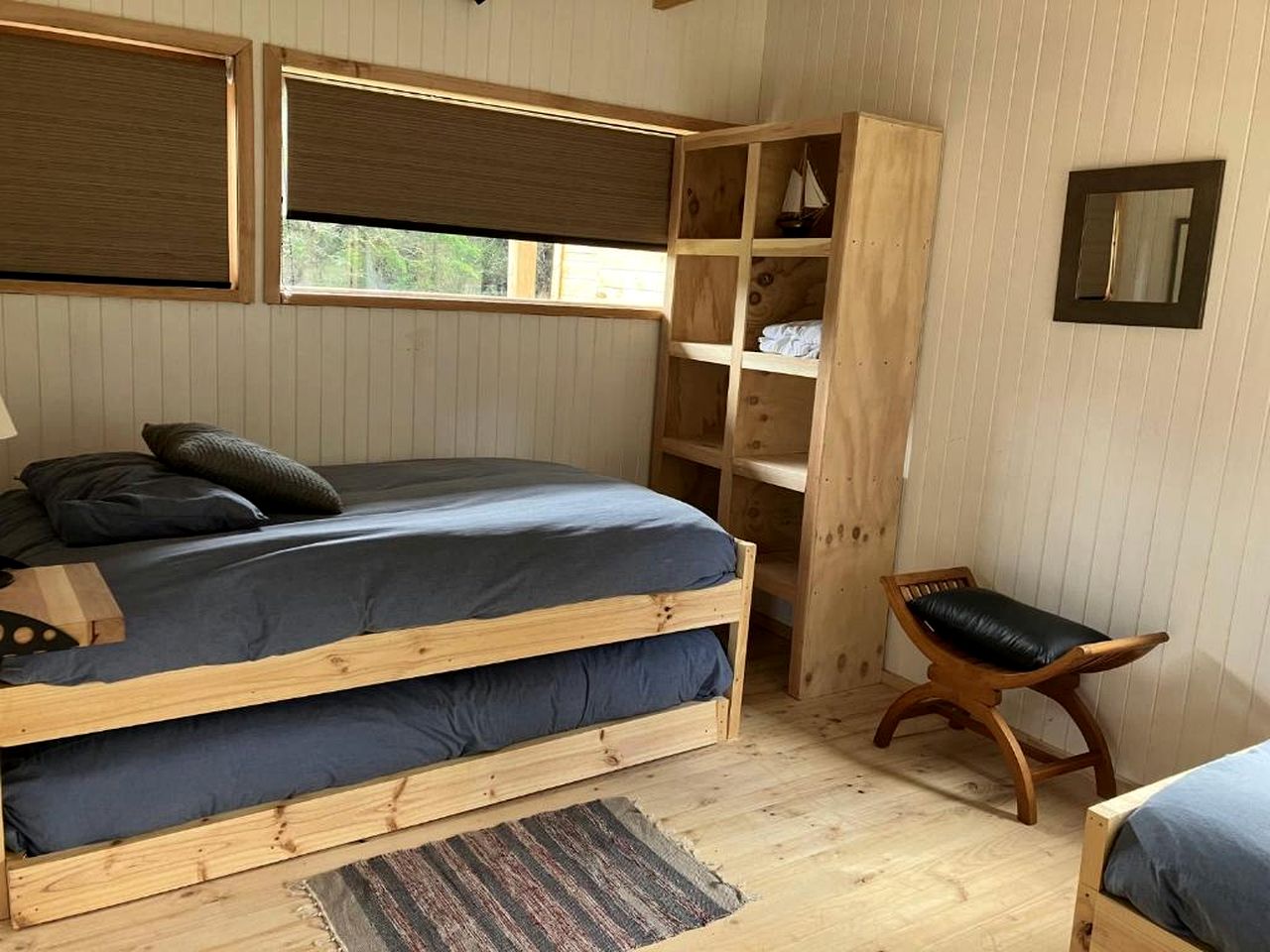 Eco-Friendly Rural Cottage with Outdoor Hot-Tub, Deck and Views in Chile