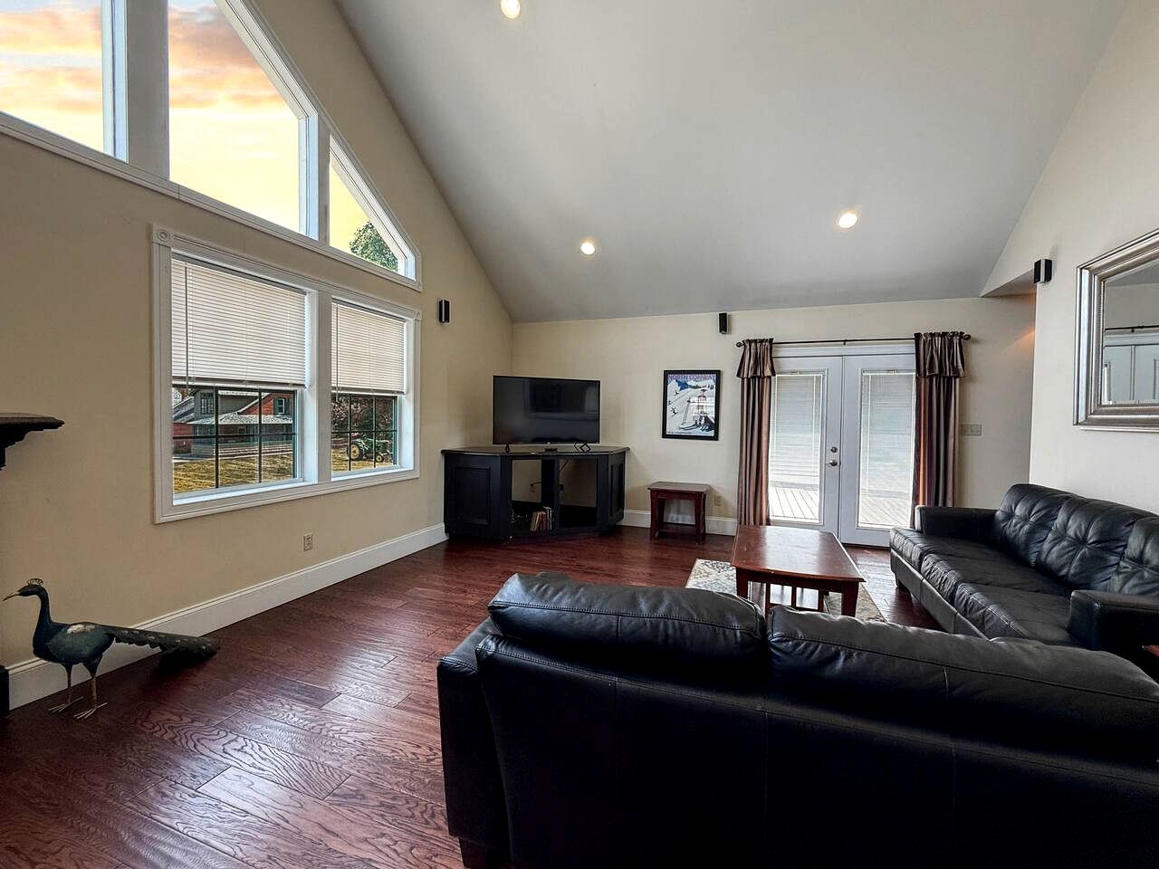Spacious North Conway Vacation Home with Hot Tub & Mountain Views near Downtown, New Hampshire