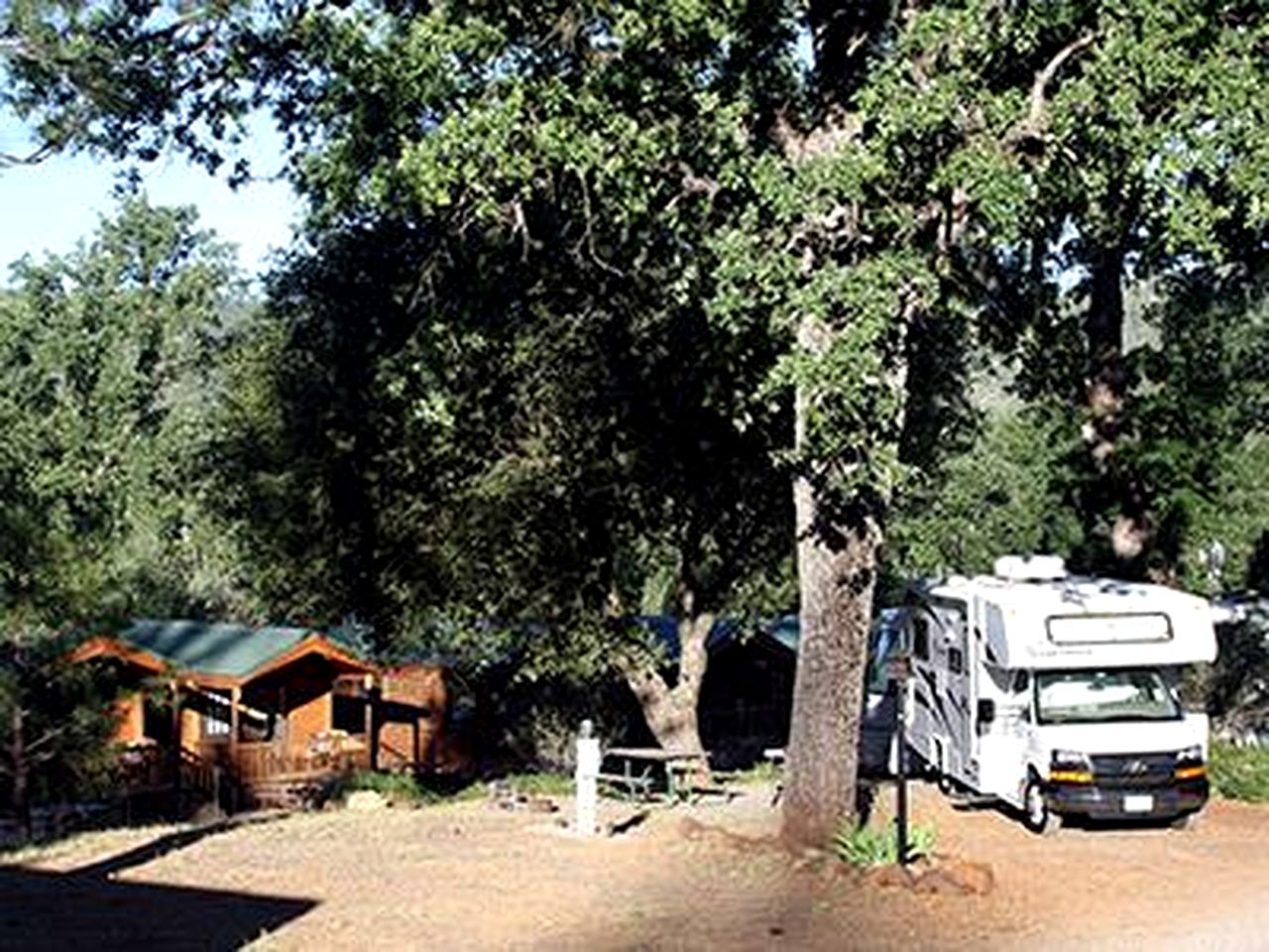Log Cabin Rentals for Two with Shared Pool near Yosemite National Park