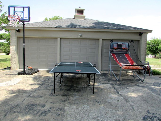 Vacation Rentals (Howe, Texas, United States)